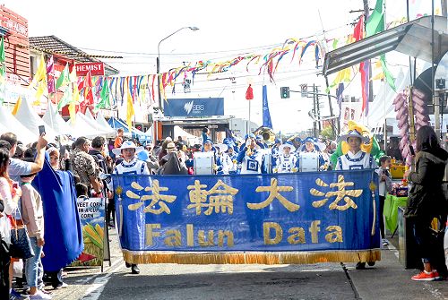 电台现场录制并播放天国乐团演奏